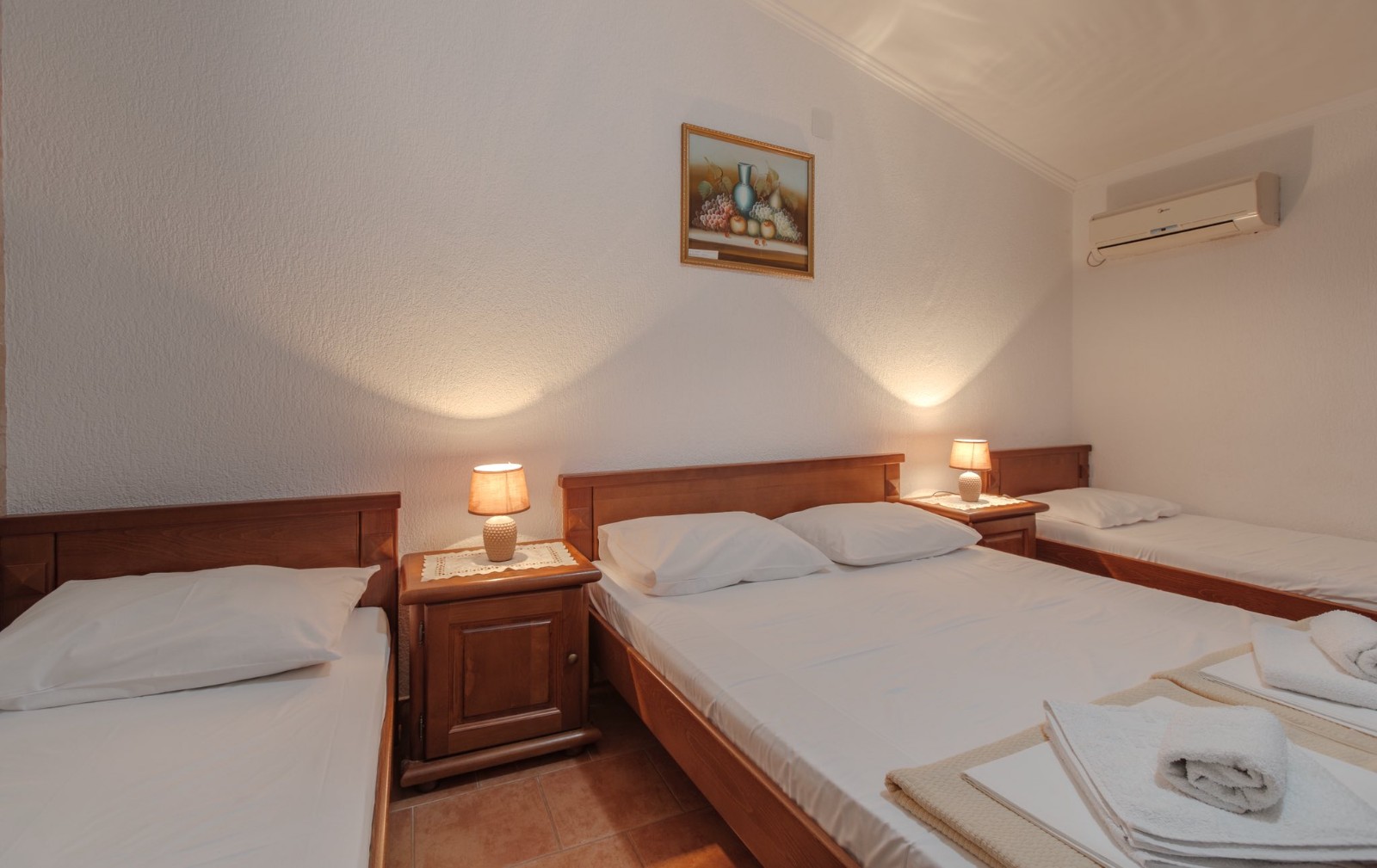 Quadruple Studio (Annex)